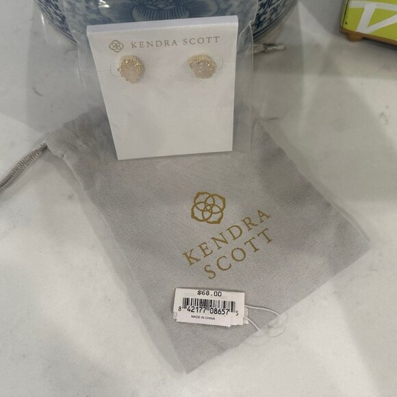 Kendra Scott Tessa Stone Stud Earrings in Iridescent Drusy Gold - Picture 2 of 2